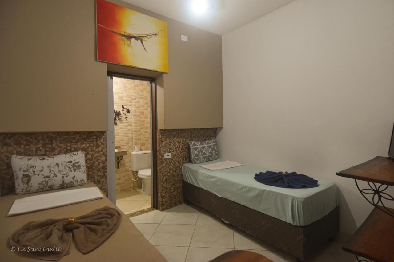 Roncador Suítes Casa de hóspedes